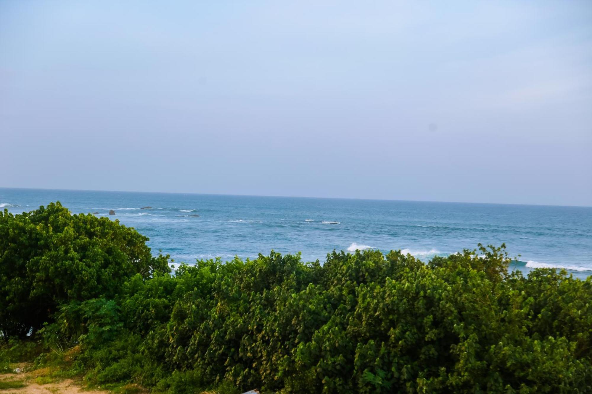 Готель Mirissa Turtle Point Guest Екстер'єр фото