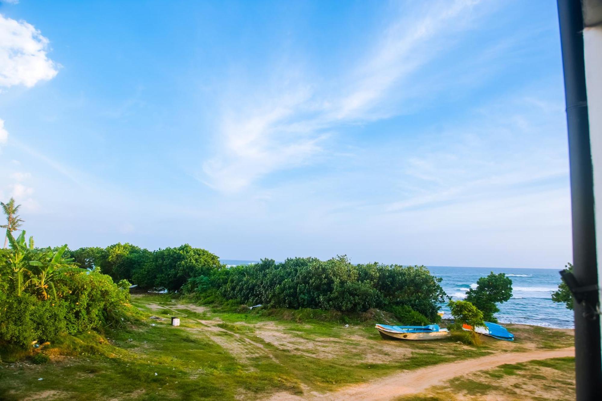 Готель Mirissa Turtle Point Guest Екстер'єр фото