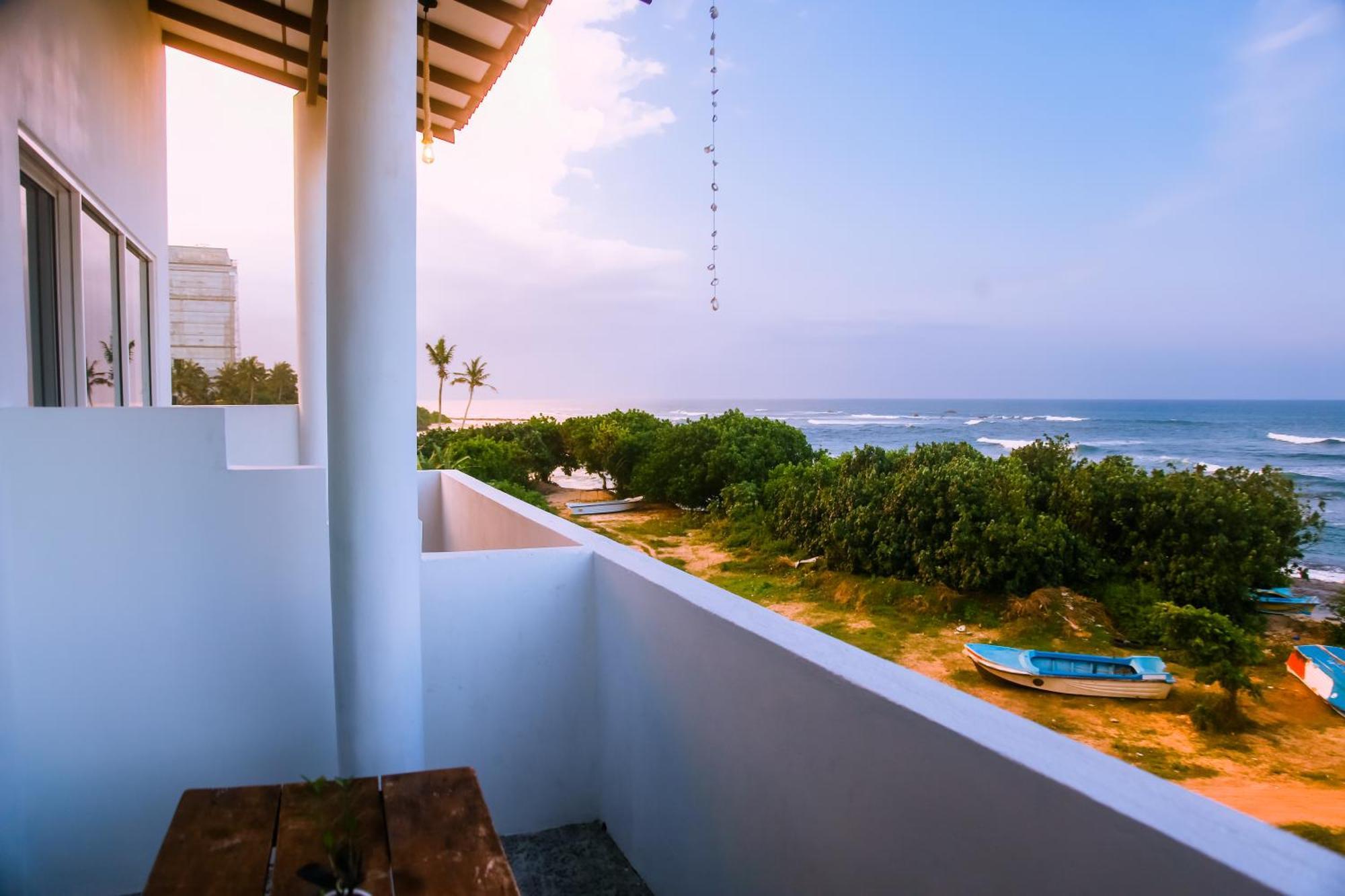 Готель Mirissa Turtle Point Guest Екстер'єр фото
