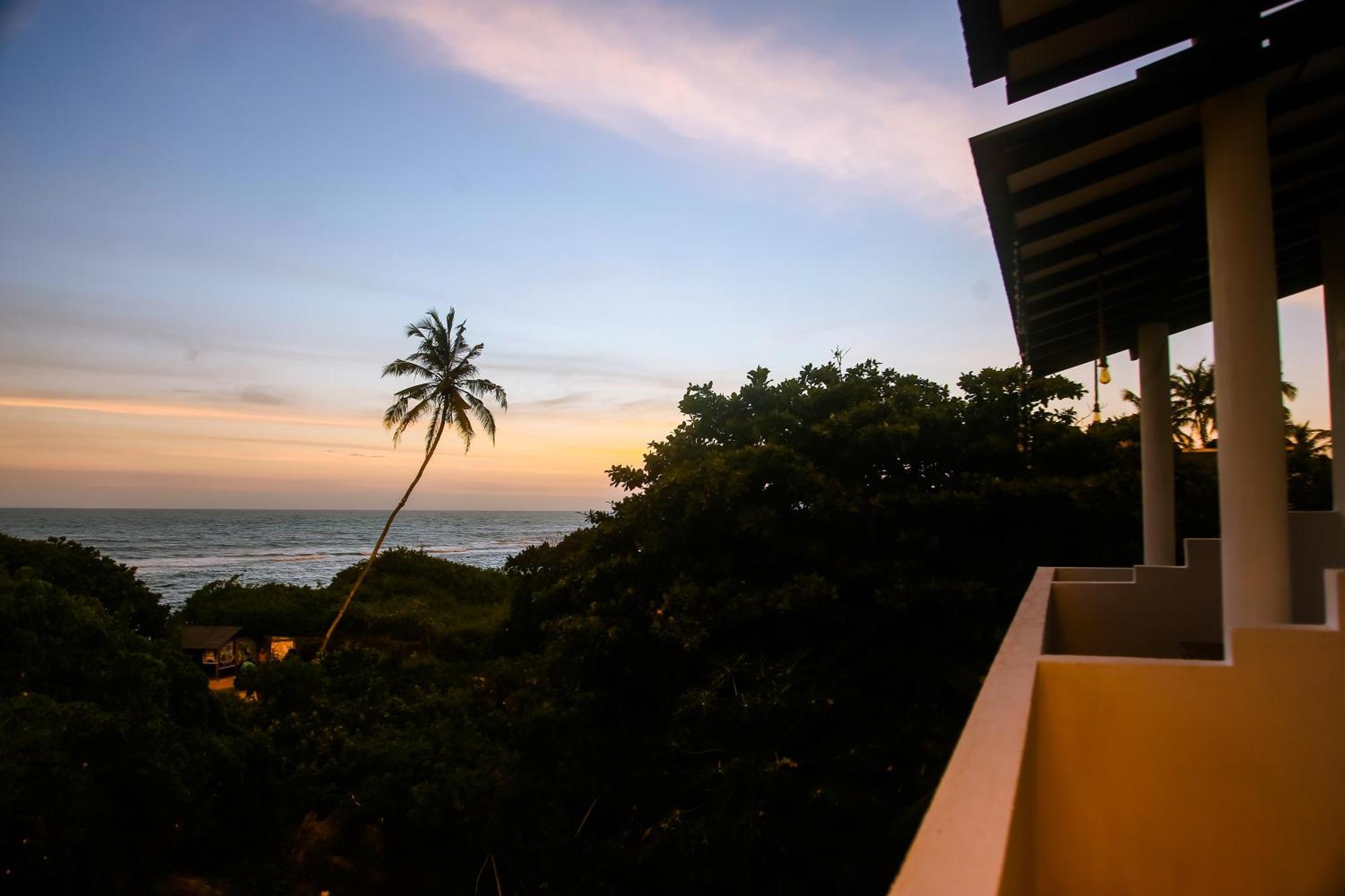 Готель Mirissa Turtle Point Guest Екстер'єр фото